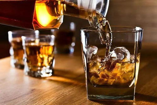 中老年防腦溢血 管住嘴，保住命，牢記三少兩不飲