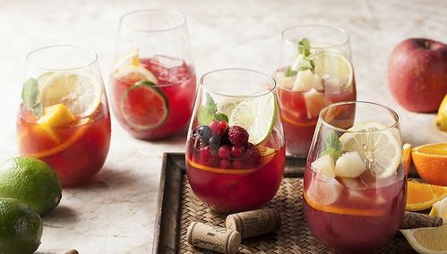 低度酒賽道 喧囂中的冷靜，甜味與烈酒間的資本迷思